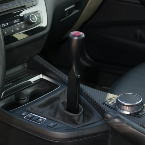Short shifter BMW M2 F87, M3 F80, M4 F82 (bolt-on) Self Centring